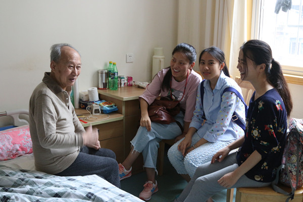 风雨无阻情系舒美